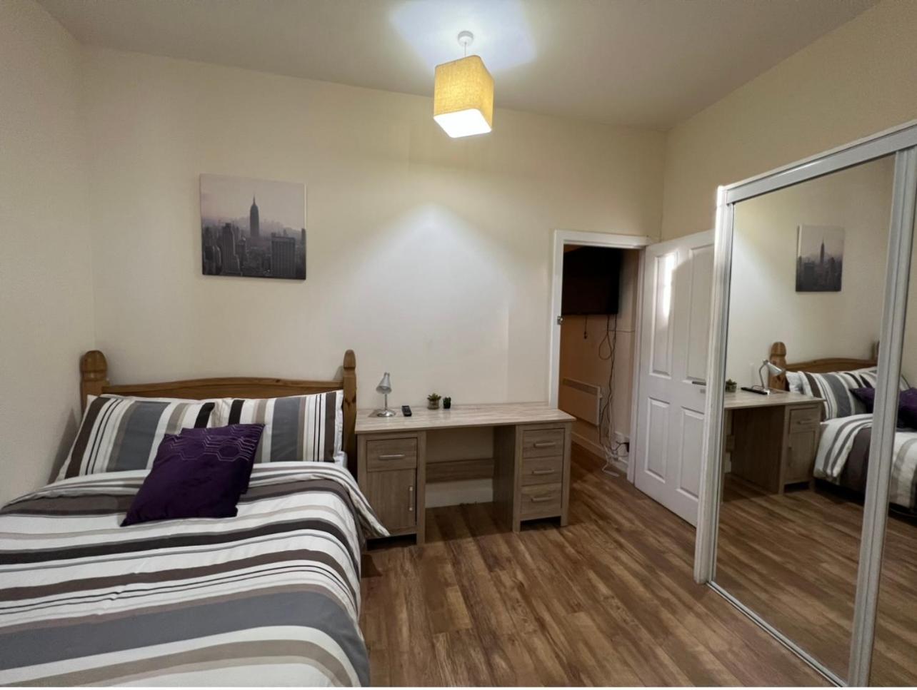 Aberdeen Stay Central 2-Bedrooms Apt-No Party Eksteriør billede
