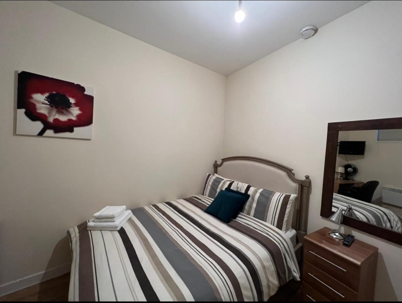 Aberdeen Stay Central 2-Bedrooms Apt-No Party Eksteriør billede