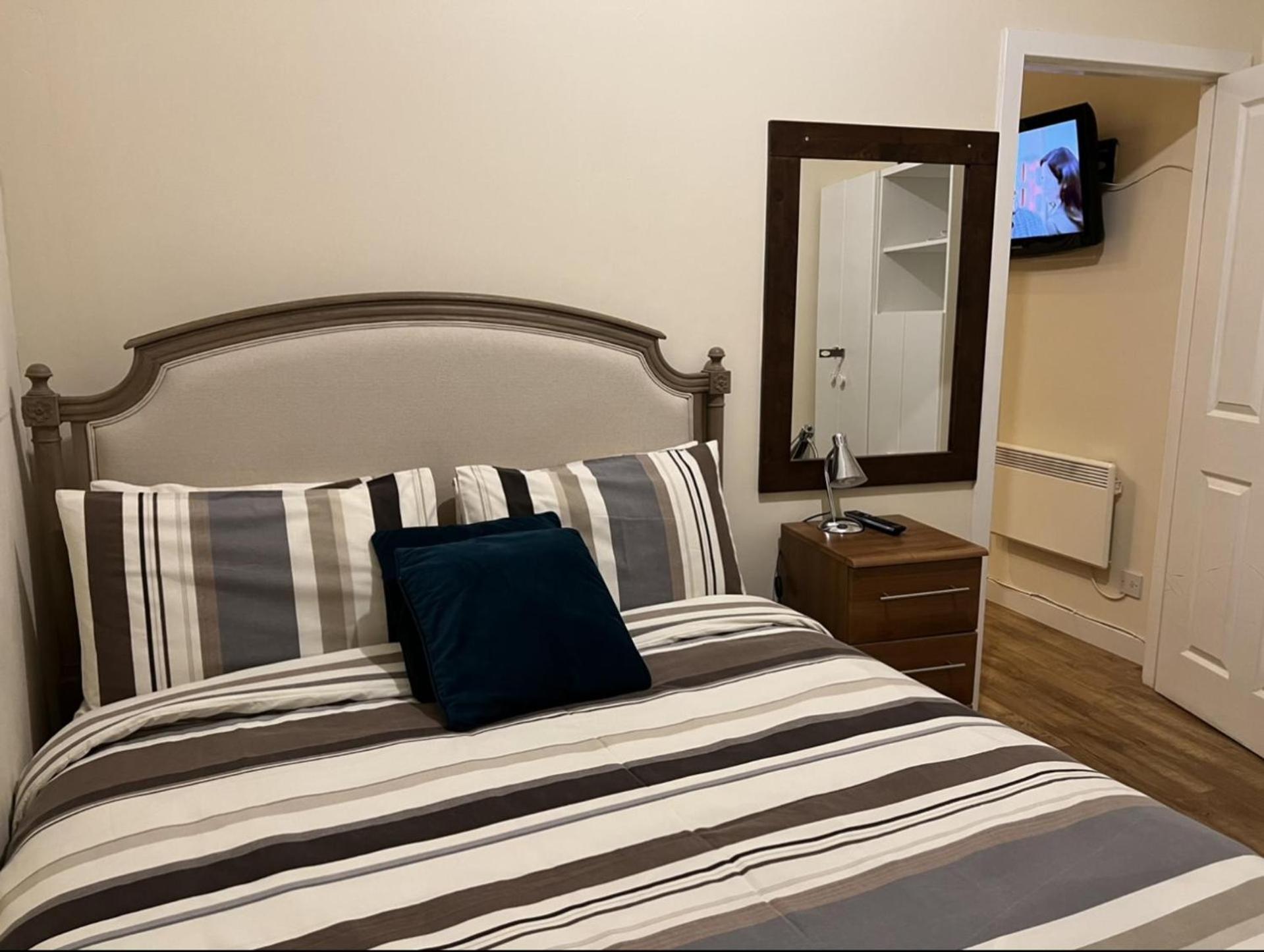 Aberdeen Stay Central 2-Bedrooms Apt-No Party Eksteriør billede
